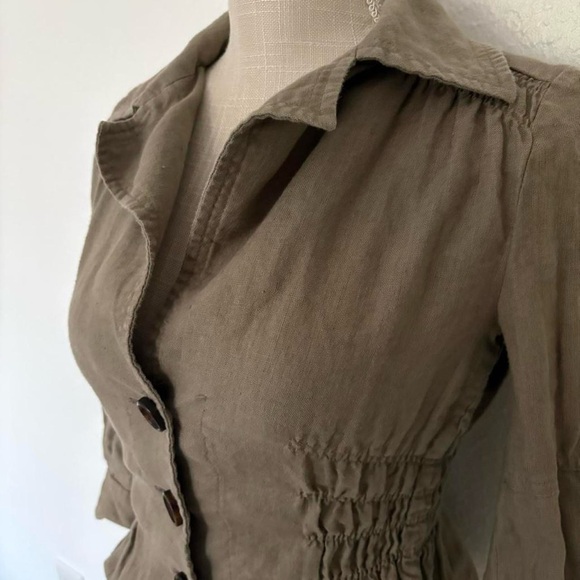 top - Picture 5 of 8